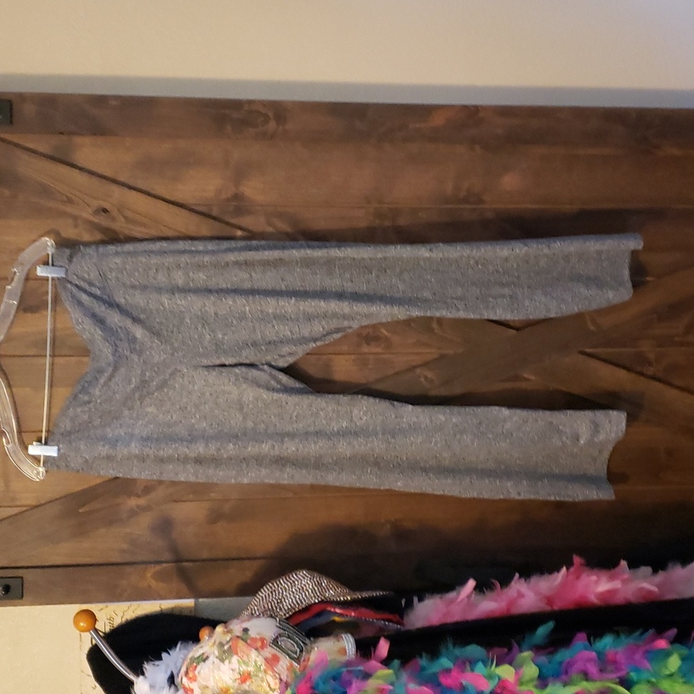 Gray yoga pants